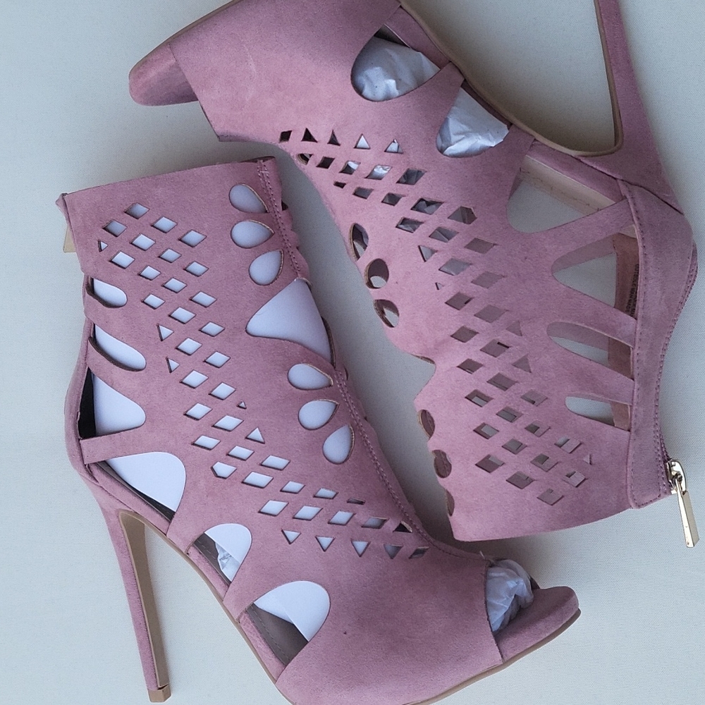 Heeled sandals